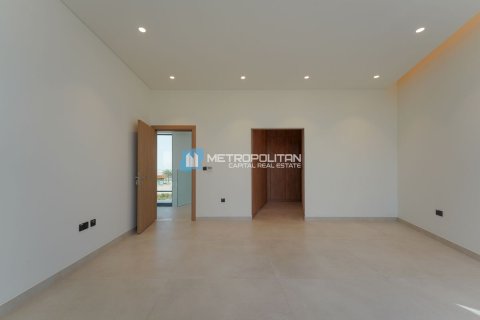 Commercial property de 5 dormitorios en  Yas Acres, UAE No. 79780 7