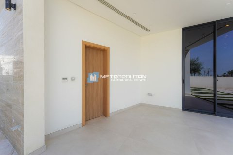 Commercial property de 5 dormitorios en  Yas Acres, UAE No. 79780 8