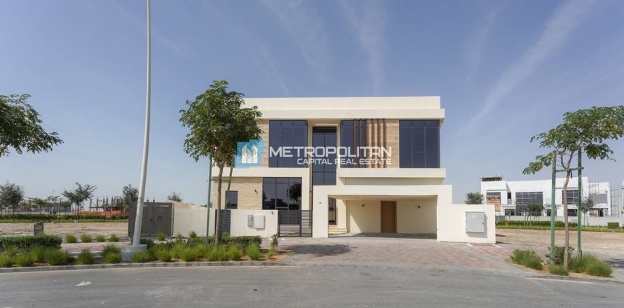 Commercial property de 5 dormitorios en  Yas Acres, UAE No. 79780