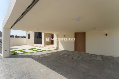 Commercial property de 5 dormitorios en  Yas Acres, UAE No. 79780 25
