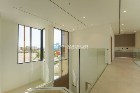 Commercial property de 5 dormitorios en  Yas Acres, UAE No. 79780 10