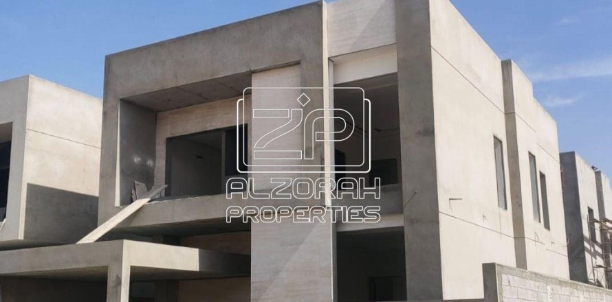 Villa de 4 chambres à Ajman, UAE No. 80145