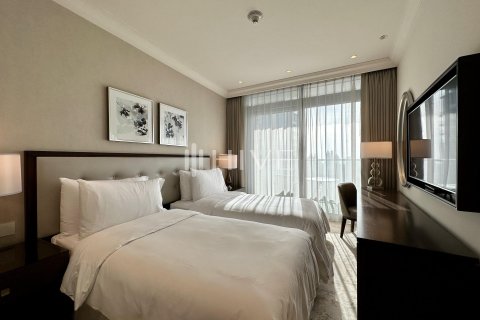 Apartment de 4 dormitorios en The Address Residence Fountain Views, UAE No. 80141 18