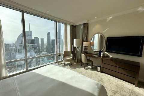 Apartment de 4 dormitorios en The Address Residence Fountain Views, UAE No. 80141 16