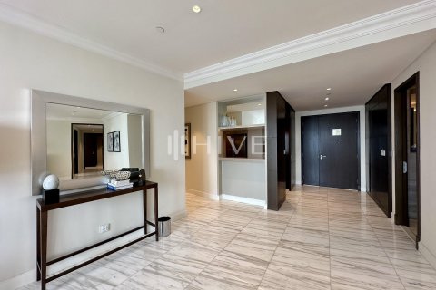 Apartment de 4 dormitorios en The Address Residence Fountain Views, UAE No. 80141 8