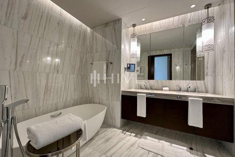 Apartment de 4 dormitorios en The Address Residence Fountain Views, UAE No. 80141 11