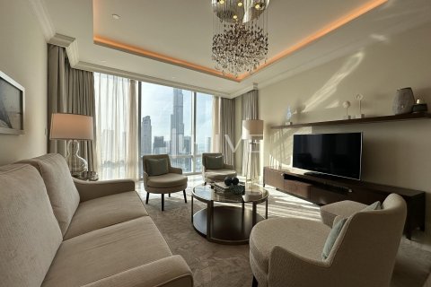 Apartment de 4 dormitorios en The Address Residence Fountain Views, UAE No. 80141 3