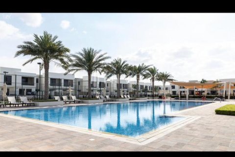 Townhouse de 3 dormitorios en Hayat Townhouses, UAE No. 80144 2