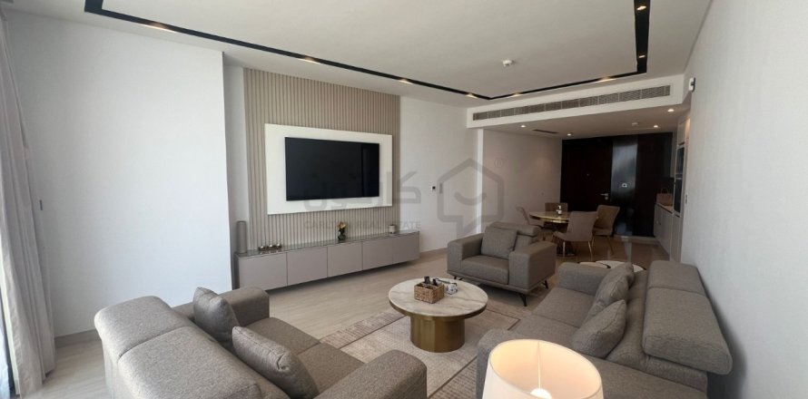 2 bedrooms Apartment in Manama, Bahrain No. 107072