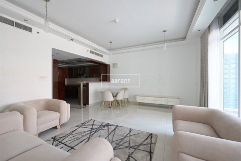 Apartment de 2 dormitorios en Dubai Marina, UAE No. 102740 4