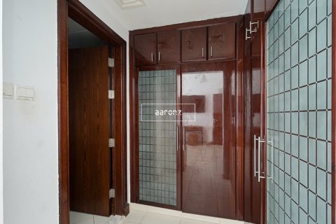Apartment de 2 dormitorios en Dubai Marina, UAE No. 102740 11