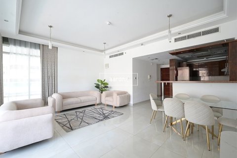 Apartment de 2 dormitorios en Dubai Marina, UAE No. 102740 3