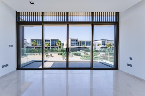 4 bedrooms Villa in Golf Place, UAE No. 90719 5