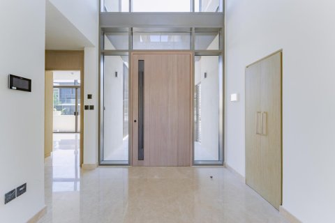 4 bedrooms Villa in Golf Place, UAE No. 90719 3