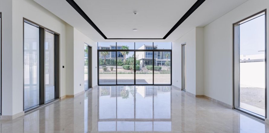 4 bedrooms Villa in Golf Place, UAE No. 90719