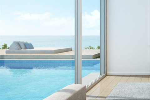 Apartment de 2 dormitorios en EMAAR Beachfront, UAE No. 90720 8