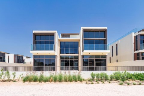 Villa de 5 dormitorios en Golf Place, UAE No. 90736 2