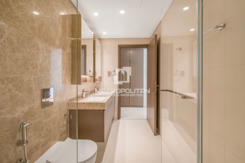 Appartement de 2 chambres à EMAAR Beachfront, UAE No. 78216 30
