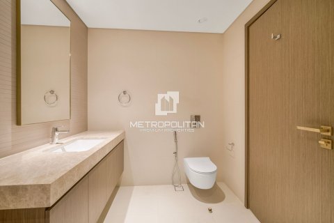 Appartement de 2 chambres à EMAAR Beachfront, UAE No. 78216 15