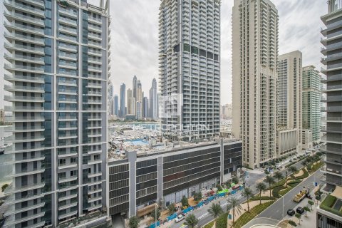 Appartement de 2 chambres à EMAAR Beachfront, UAE No. 78216 25