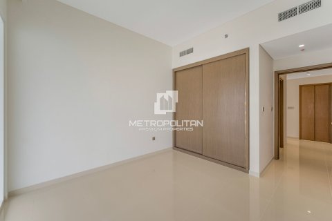 Appartement de 2 chambres à EMAAR Beachfront, UAE No. 78216 18