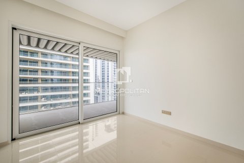 Appartement de 2 chambres à EMAAR Beachfront, UAE No. 78216 28