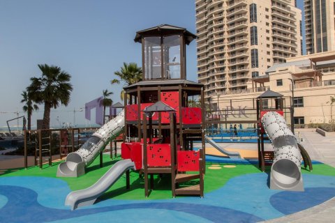 2 bedrooms Apartment in Doha, Qatar No. 57955 1