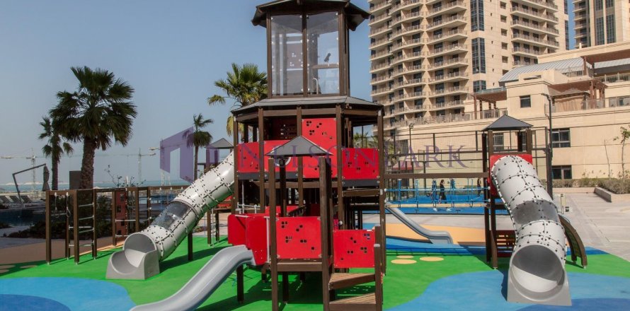2 bedrooms Apartment in Doha, Qatar No. 57955