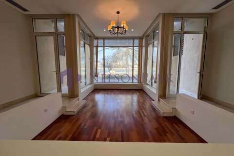 4 bedrooms Villa in Doha, Qatar No. 57970 2