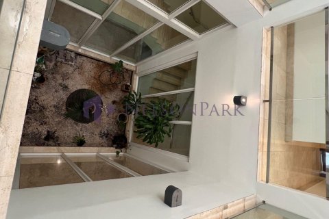 4 bedrooms Villa in Doha, Qatar No. 57970 22