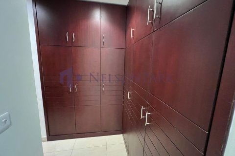 4 bedrooms Villa in Doha, Qatar No. 57970 11