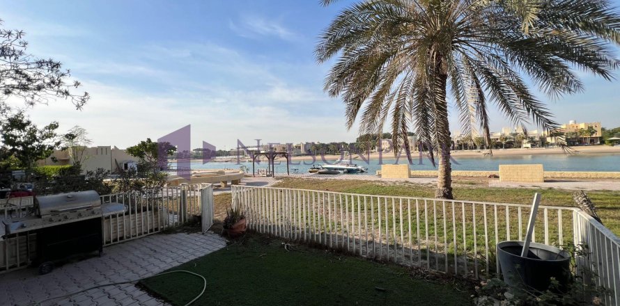 4 غرف نوم فيلا في الدوحة, Qatar رقم 57970