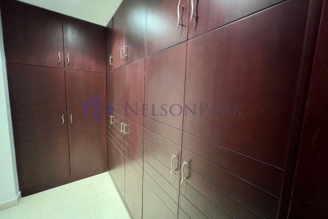 4 bedrooms Villa in Doha, Qatar No. 57970 19