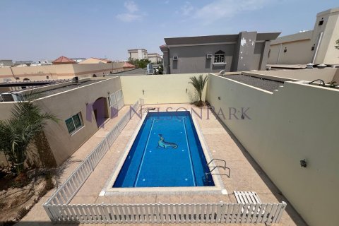 5 bedrooms Villa in Doha, Qatar No. 57969 19