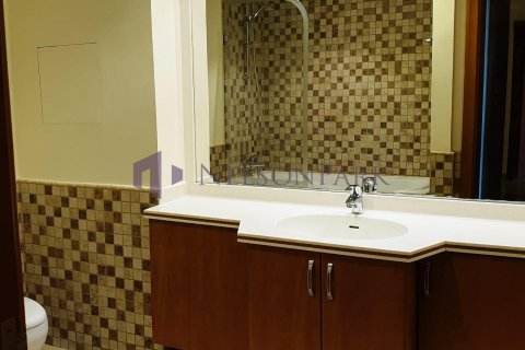 3 bedrooms Apartment in Doha, Qatar No. 57954 15