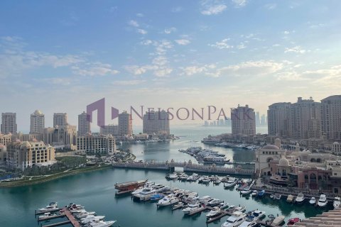 3 bedrooms Apartment in Doha, Qatar No. 57954 1