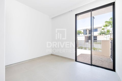 Villa de 5 dormitorios en Harmony, UAE No. 83684 9