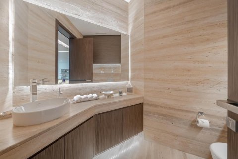Appartement de 2 chambres à Business Bay, UAE No. 99887 21
