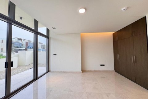 5 غرفة نوم  فيلا في Golf Place, الإمارات العربية المتحدة رقم 99909 7