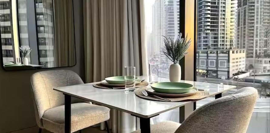 Studio Apartment in Dubai Marina, UAE No. 99910