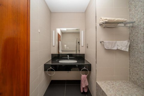 Appartement de 1 chambre à Central Park Tower, UAE No. 99890 11