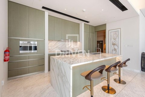Apartment de 4 dormitorios en Opera District, UAE No. 85416 24