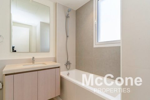 Appartement de 2 chambres à Dubai, UAE No. 74348 7