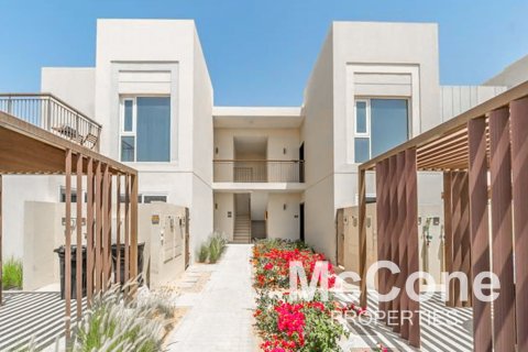 Appartement de 2 chambres à Dubai, UAE No. 74348 12