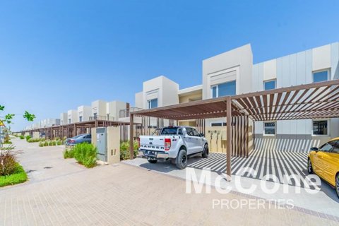 Appartement de 2 chambres à Dubai, UAE No. 74348 10