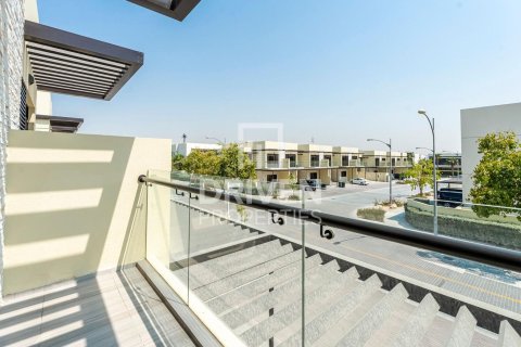 4 غرف نوم تاون هاوس في داماك هيلز (أكويا باي داماك), الإمارات العربية المتحدة رقم 85300 9