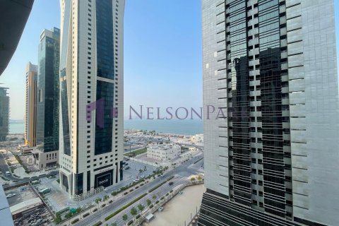 3 bedrooms Apartment in Doha, Qatar No. 57311 1