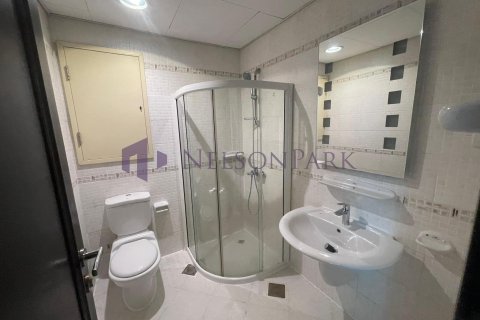 3 bedrooms Apartment in Doha, Qatar No. 57311 14