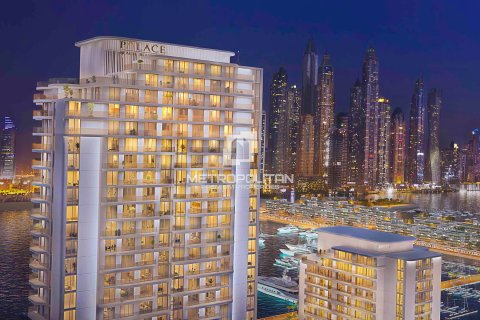 Appartement de 3 chambres à EMAAR Beachfront, UAE No. 78147 1