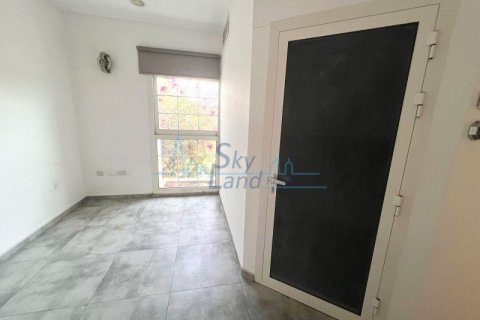 Villa comercial de 4 dormitorios en Umm Suqeim, UAE No. 72595 7
